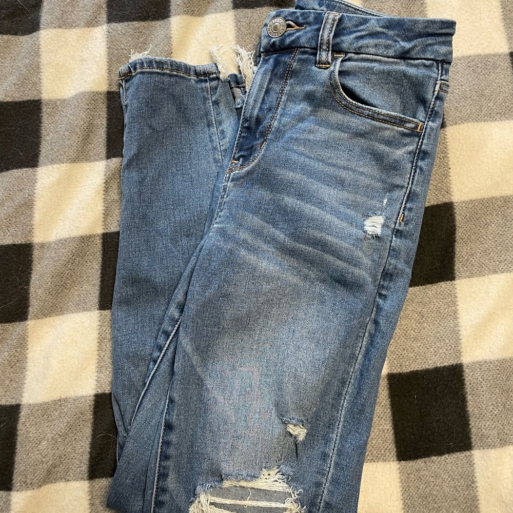 Distressed Next Level Stretch American Eagle Curvy Hi Rose Jeggings